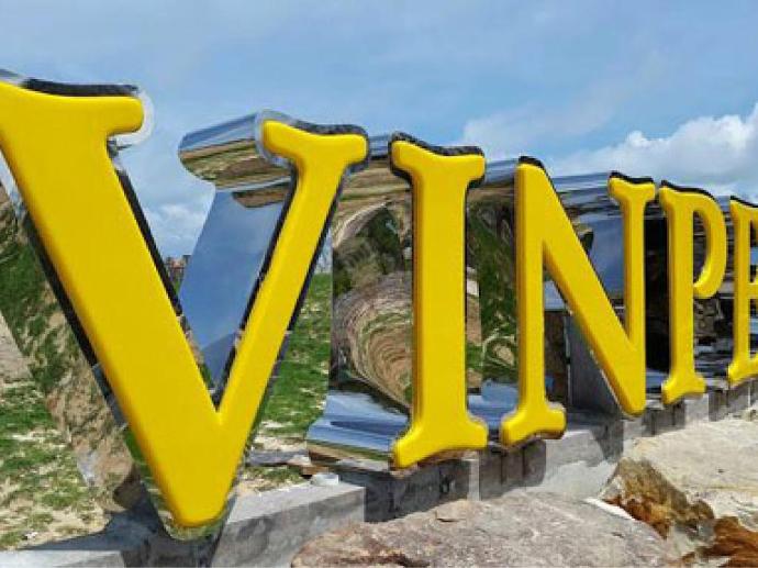 Chữ nổi mica viền inox đẹp