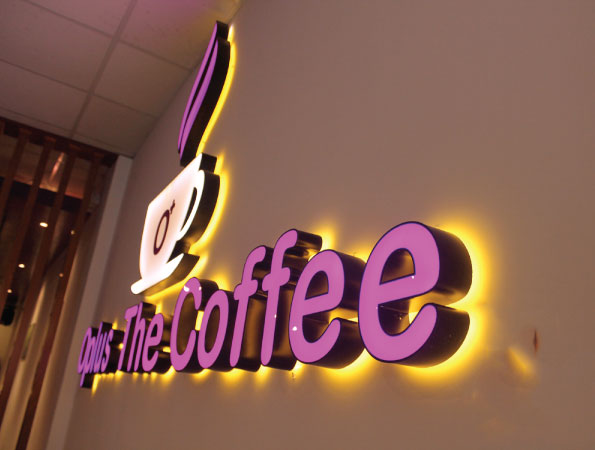 Logo chữ nổi đẹp tại cầu giấy