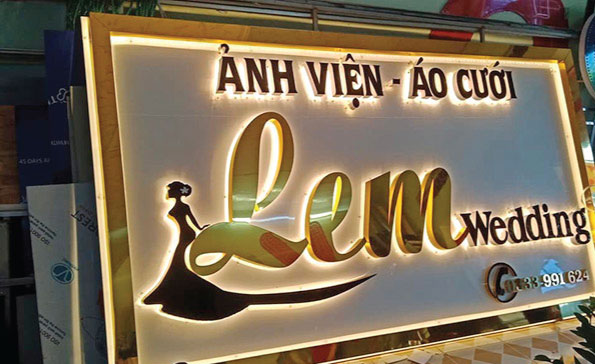 Biển quảng cáo alu chữ nổi phát sáng