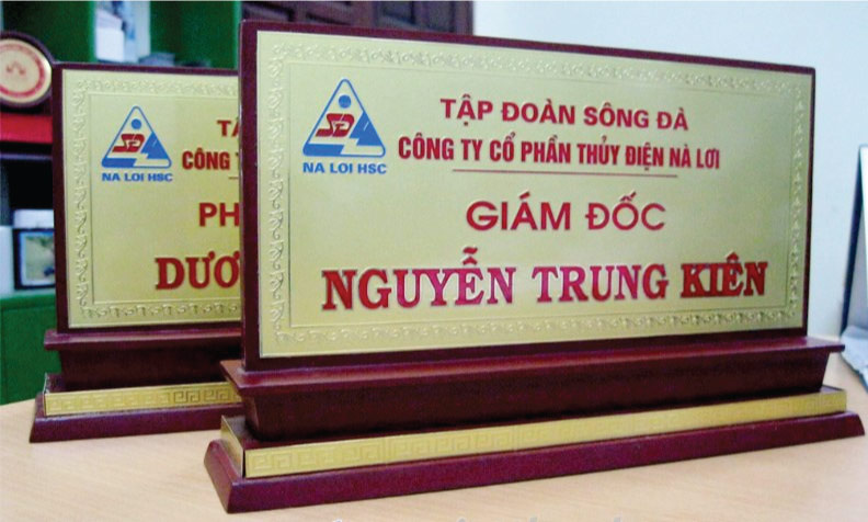 Biển chức danh đẹp tại hà nội