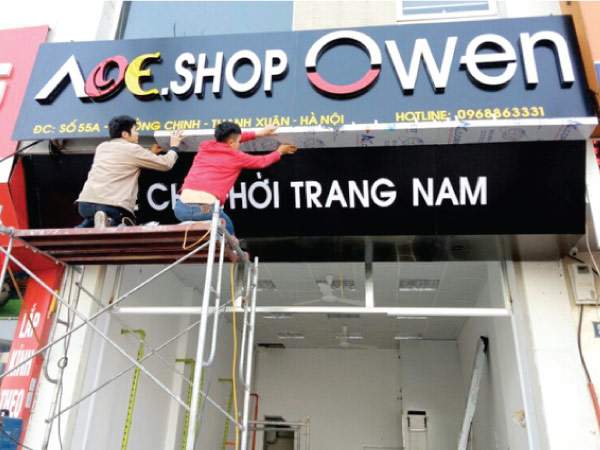 Biển quảng cáo shop thời trang đẹp tại hà nội